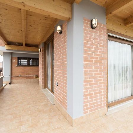 Peperino Attic Flat Apartment Чампино Екстериор снимка