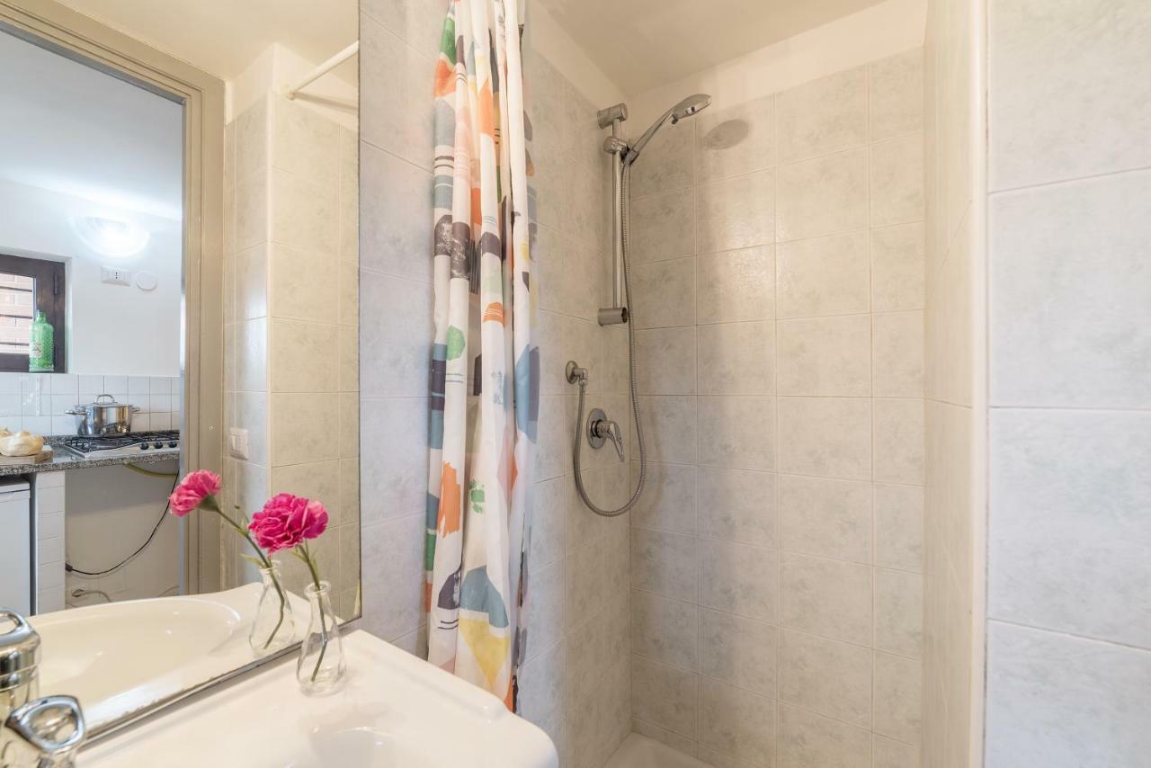 Peperino Attic Flat Apartment Чампино Екстериор снимка