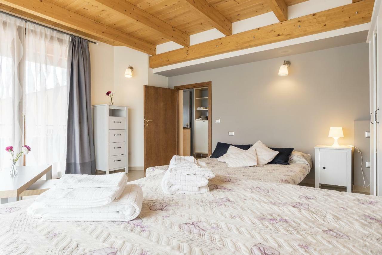 Peperino Attic Flat Apartment Чампино Екстериор снимка